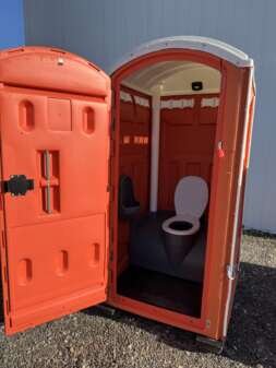 Miet-WC Miet-Toilette
